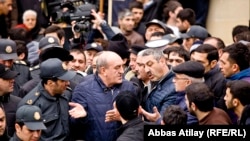 Azerbaijan. Baku. Protest action in Sovetsky street in Baku-Abbas Atilay,RFE/RL