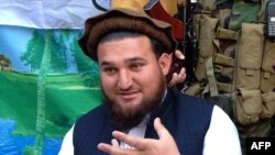  پاکستان تر اوسه د احسان الله احسان د تښتېدو یا نه تښتېدو په اړه کومه تبصره نه ده کړې.