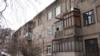 После публикации "Idel.Реалии" у дома в Зеленодольске снесли два аварийных балкона