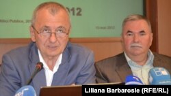 Arcadie Barbăroşie şi Viorel Cibotaru