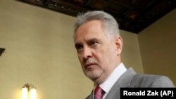 Ukrainian oligarch Dmytro Firtash (file photo) 