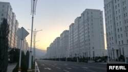 Пустынный Ашхабад 31 марта