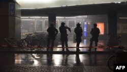 Almaniyada polis iki stansiyanı evakuasiya edib
