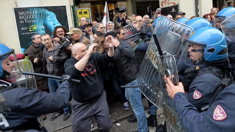 Sukob policije i antifašista u Italiji povodom skupa ekstremne desnice