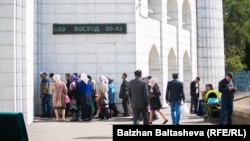У центральной мечети в Алматы. Иллюстративное фото.