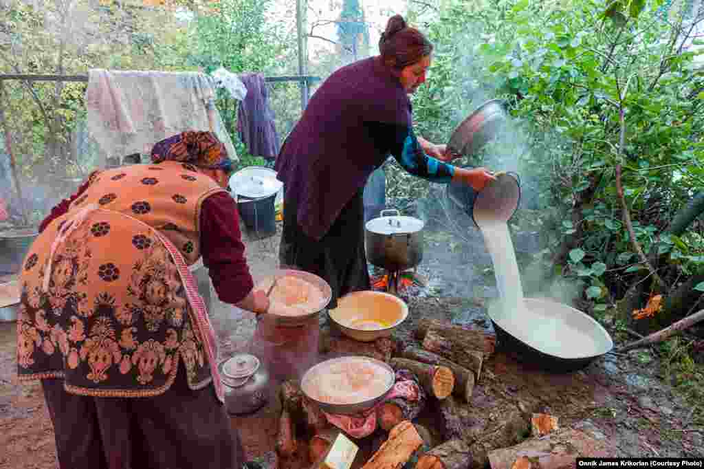 Preparations for an ethnic Azeri wedding. Neighbors help out regardless of ethnicity.