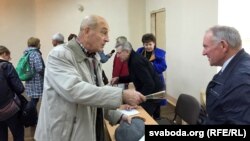 Пасьля сустрэчы: дыскусія выбарцы з Уладзімерам Кацорам