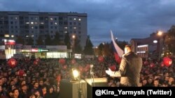 Алексей Навальный на встрече со сторонниками в Архангельске, архивное фото
