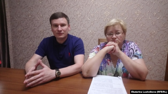 Кировские адвокаты Елена Фарафонова и Илья Добрынкин