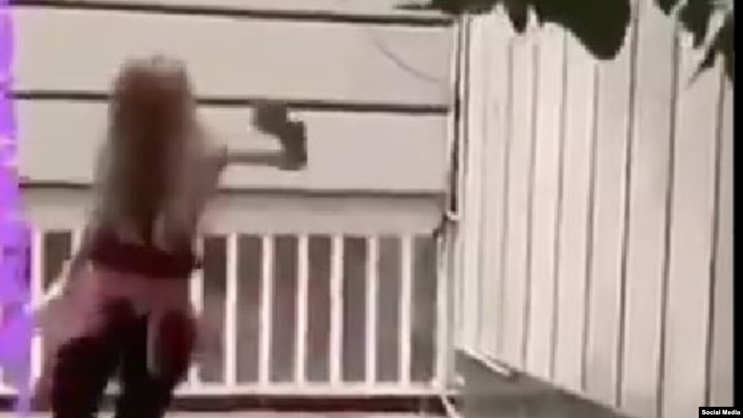 Three Young Women Arrested In Iran For Publishing Their Dance Videos