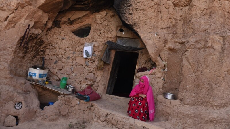 چشم امید برخی خانواده‌های فقیر افغان به نشست ناروی و کمک‌های جهانی با افغانستان