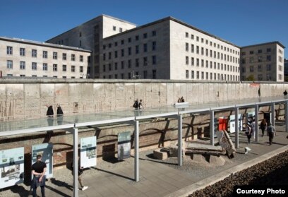 Доклад: Падение Берлинской стены и объединение Германии