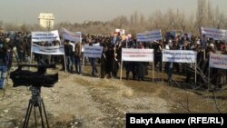 Келдибековдун тарапкерлеринин митинги. Бишкек, 12-март.
