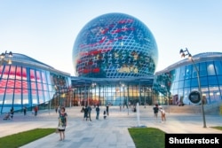 Галоўны будынак Expo 2017 у Астане