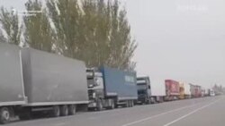 Free Food For Drivers Stranded By Kyrgyz-Kazakh Row