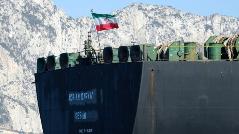 Иран талаштуу танкердеги мунайды белгисиз кардарга сатты