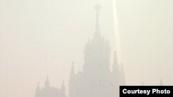 Туман в Москве (архивное фото)