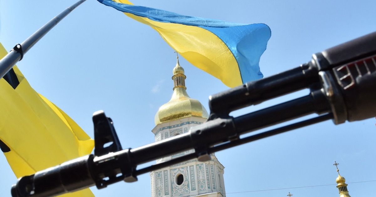 77% українців вважають, що Україна здатна продовжувати опір агресії РФ
