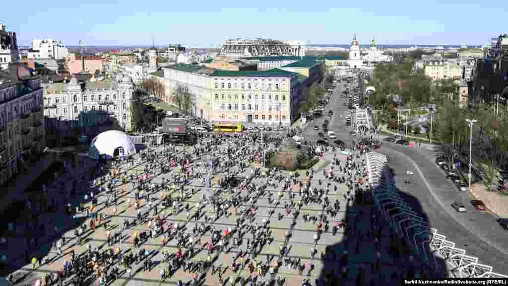 С 8 по 23 апреля в центре Киева работает пасхальный городок, растянувшийся от Софийской площади до парка &laquo;Владимирская горка&raquo;. &nbsp;