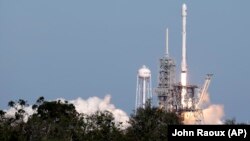 Запуск ракеты Falcon 9, октябрь 2017 года (архивное фото)