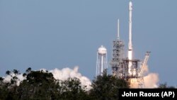 Запуск ракеты Falcon 9. Октябрь 2017 года.