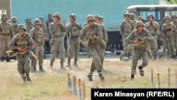 Ерменски војници на вежба во Нагорно-Карабах.