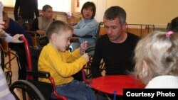 Цюрупинськ, свято для вихованців будинку-інтернату організували кримчани