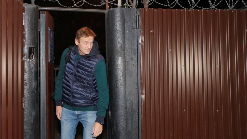 Навални повторно повикан во полиција