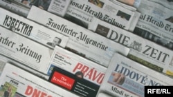 Generic – A photo of International and Russian newspapers, Prague, 17Jun2009
