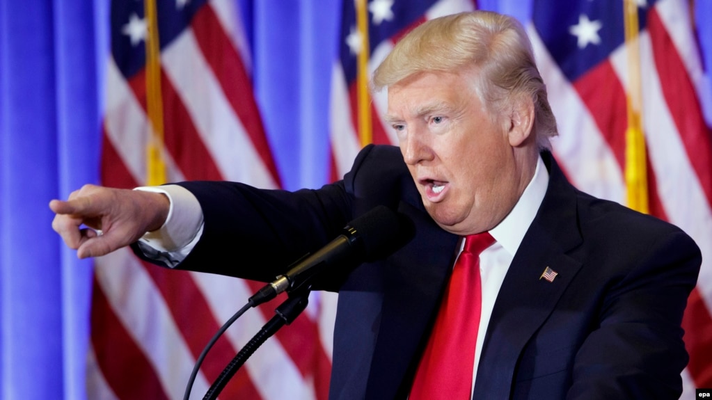 Белый дом опроверг слухи о расследовании ФБР в отношении Трампа Белый дом опроверг слухи о расследовании ФБР в отношении Трампа