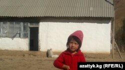 Юная жительница Чаткальского района