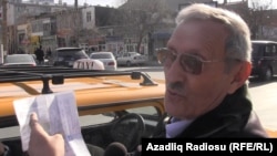 Ministry officials refused to accept taxi driver Elman Mammadov's tax receipts because he paid at the wrong bank.
