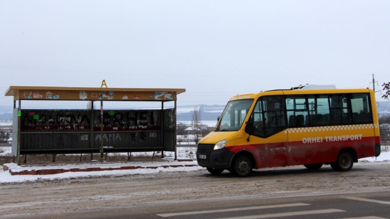 Operatorii de maxi-taxi din Chișinău vor să scumpească biletele