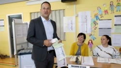 Leo Varadkar na biračkom mestu, fotoarhiv