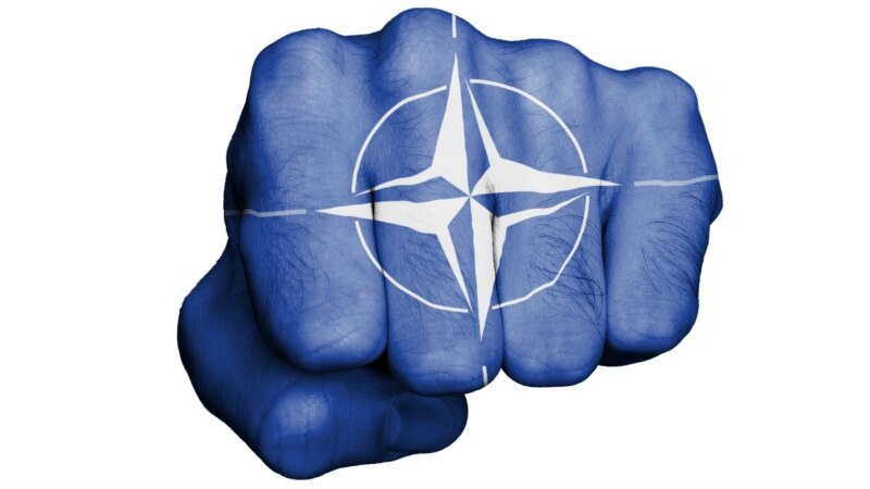 NATO: Alianța va continua să se transforme pentru a face față amenințărilor și competiției