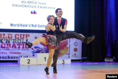 Смотреть әкесі трахает қызы порно онлайн