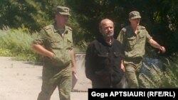 რუსმა მესაზღვრეებმა 55 წლის ზაზა თავაძე ქართულ მხარეს ერგნეთის საგუშაგოსთან გადასცეს