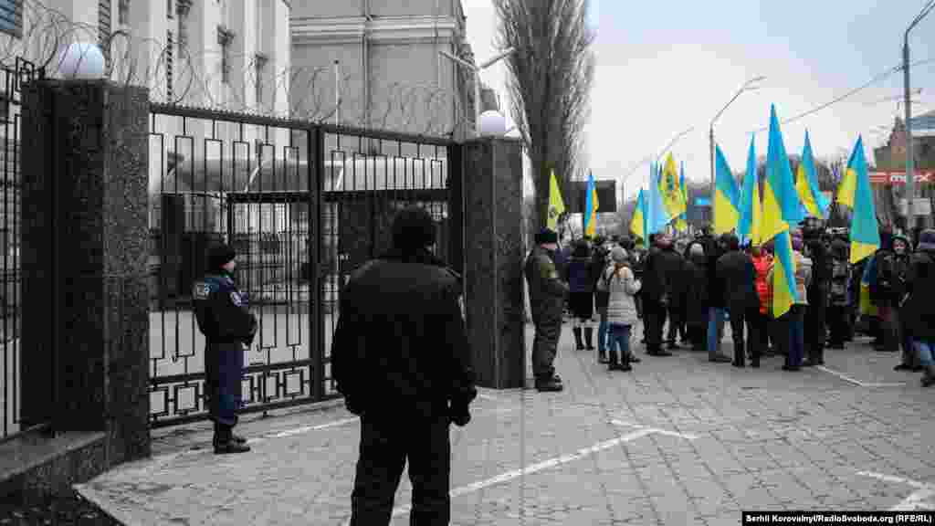 Організаторами акції виступили Меджліс кримськотатарського народу та Координаційна рада організацій вимушених переселенців із Криму
