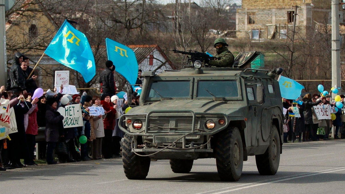 Оккупация и сопротивление. Два года назад (фотогалерея)