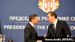 Borut Pahor (L) i Aleksandar Vučić (D)