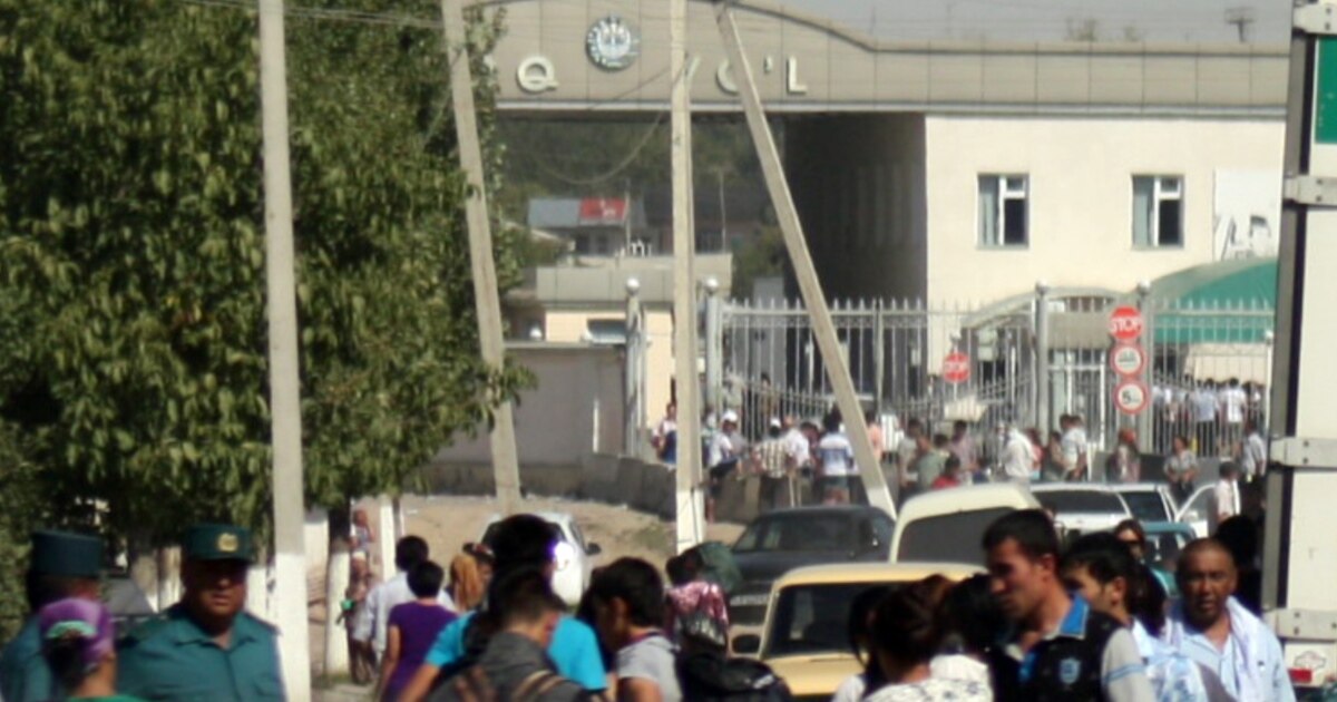 Әйелін ауыстыратын порно-стрип карта ойыны