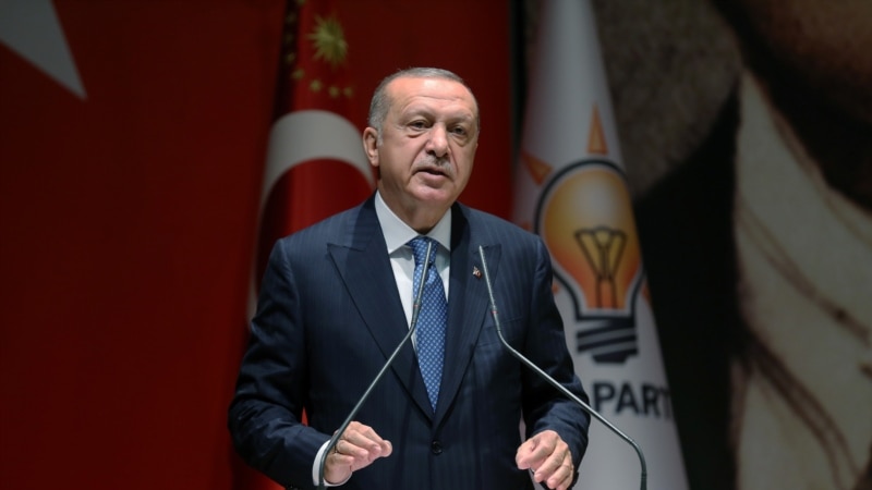 Турција сака да ги продолжи операциите во Сирија