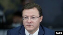 Дмитрий Азаров