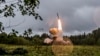«В одному залпі – 24 ракети»: Росія накопичує тактичне озброєння біля українських кордонів