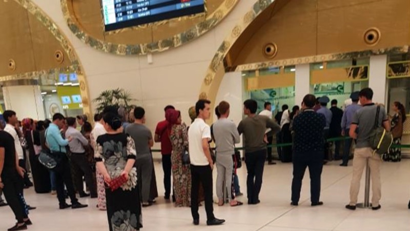 Diňle: Çeşmeler: MHM ukrain güýçlerine meýletin pul kömegini beren raýatlary anyklamak çärelerini güýçlendirdi