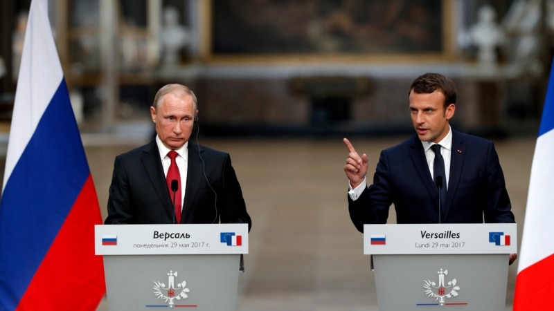 Macron bisedon me Putinin për situatën në Siri