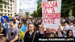 Митинг против войны в Украине, Варшава, июль 2022 года