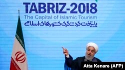 حملات لفظی حسن روحانی علیه رئیس جمهوری آمریکا در همایش «گردشگری اسلامی» در تبریز ایراد می‌شد
