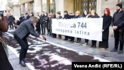 Beograd: Sećanje na stradale albanske civile sa Kosova 