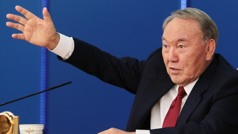 Нурсултан Назарбаев намекнул, что пока не собирается покидать пост 